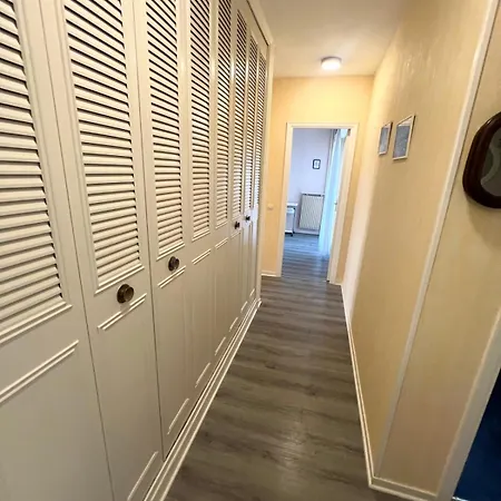 Les Pins - 4 People - Swimming Pool - Tennis Lägenhet *