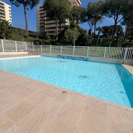 Les Pins - 4 People - Swimming Pool - Tennis Apartment Juan-les-Pins